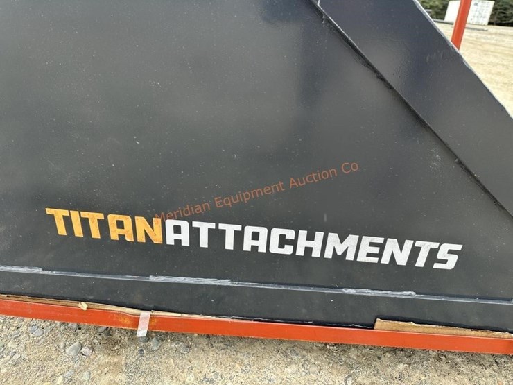 titan-fork-bucket-attachments-image-11