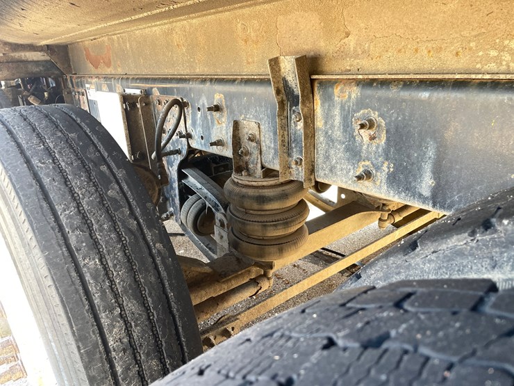#1502-•-2018-international-7600-quad-axle-dump-truck-(has-wi-title)-with-accessories-image-28