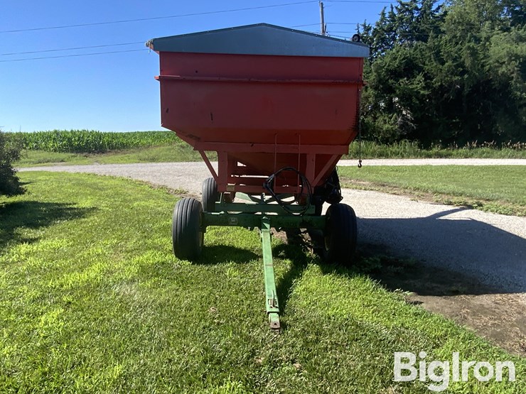 killbros-275-bu-seed-tender/gravity-wagon-w/hydraulic-auger-image-2