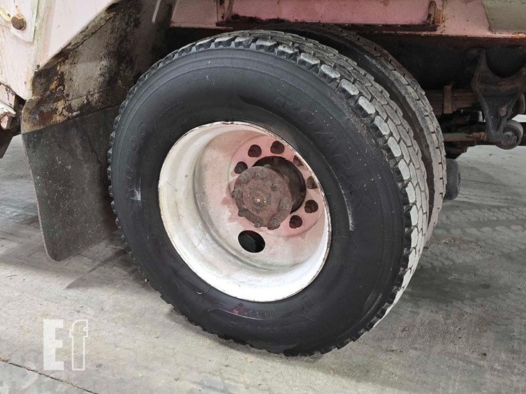 2015-international-durastar-4400-image-27