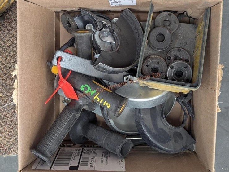 assorted-dewalt-angle-grinders-image-11