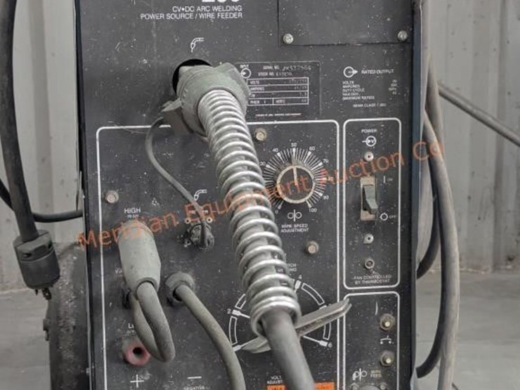 miller-millermatic-200-welder-image-11