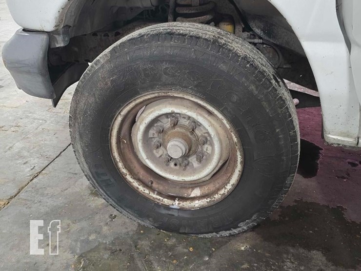 2007-ford-e250-image-17