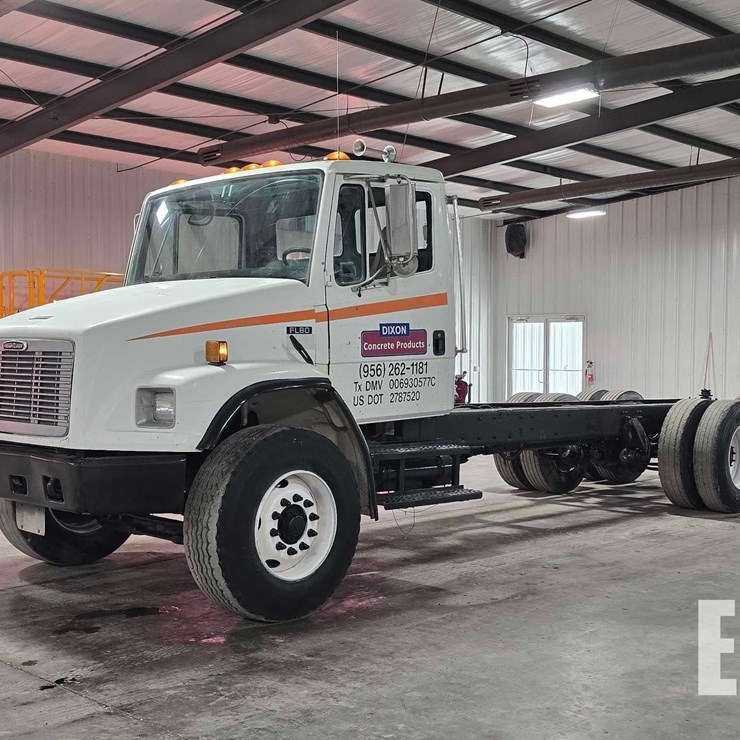2000 FREIGHTLINER FL80