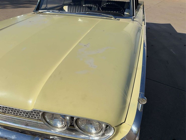 1960-ford-sunliner-image-9