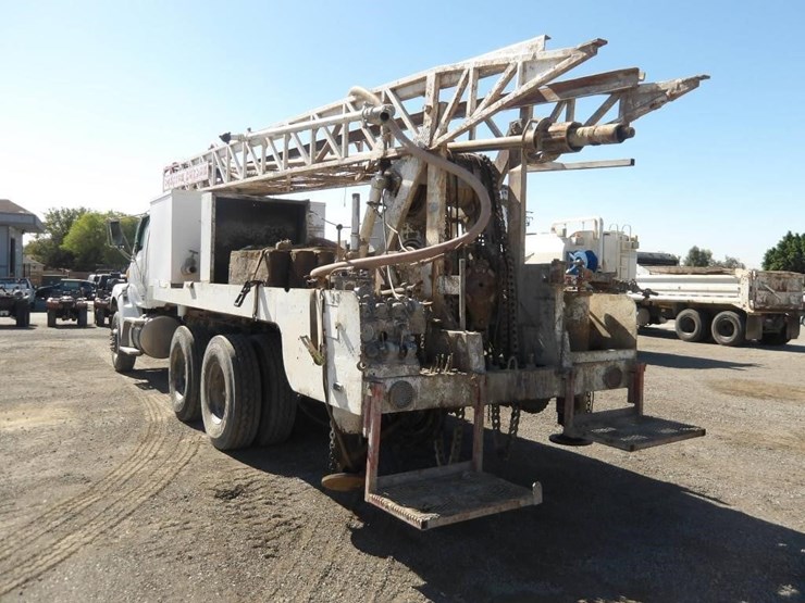 2007-sterling-l7500-drilling-rig-truck-image-4