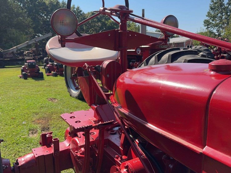 1940-farmall-h-image-20