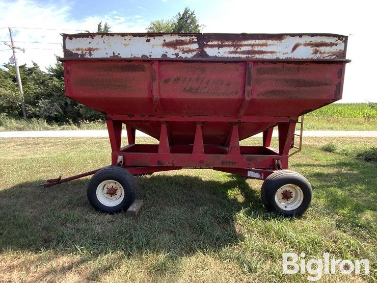 lundell-1290-gravity-wagon-image-8