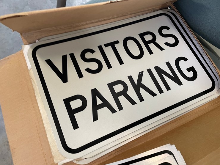 #1544-•-no-smoking-stickers-with-visitor-parking-signs-image-3