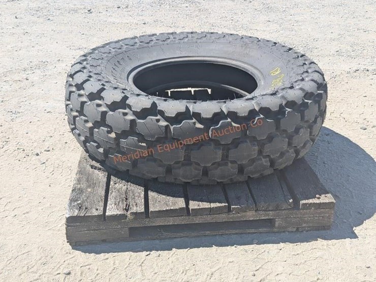 1-16.9-x-24-firestone-turf-tractor-tire-image-8