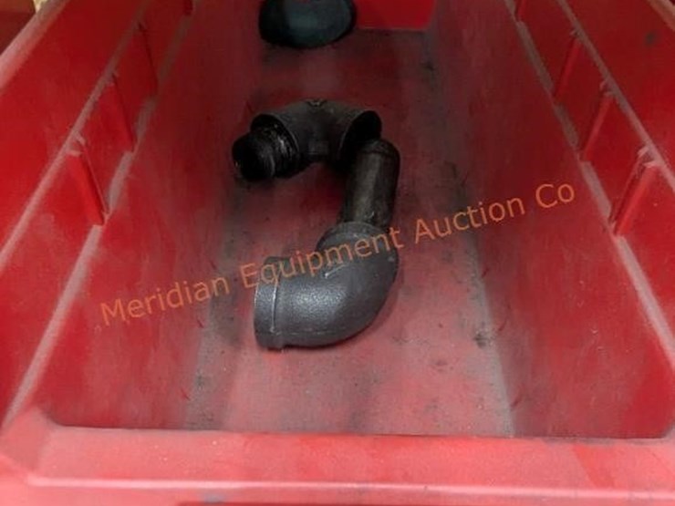 wire-rolling-rack-w/-asst-pipe/plumbing-fittings-image-15