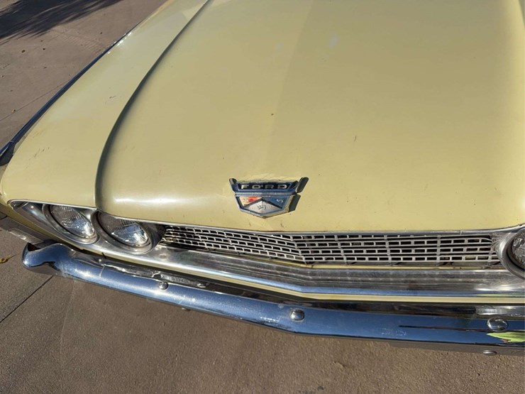 1960-ford-sunliner-image-13
