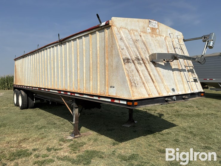 2002-neville-built-t/a-grain-trailer-image-3
