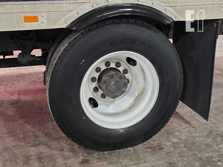 2010-international-durastar-4300-image-18