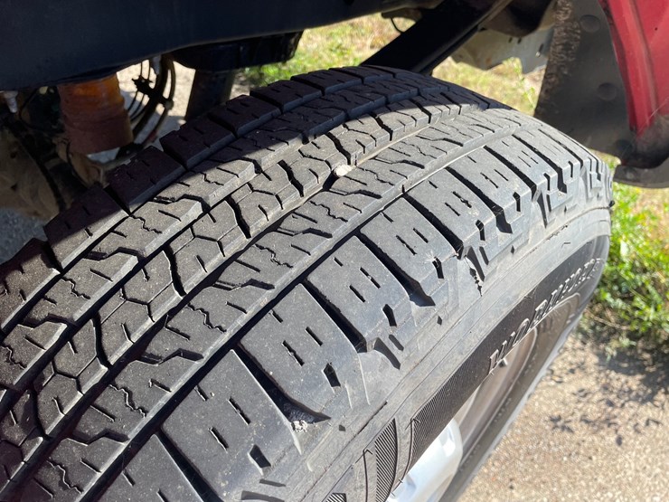 #1524-•-2021-ford-f-250-xl-pickup-truck-(has-wi-title)-image-26