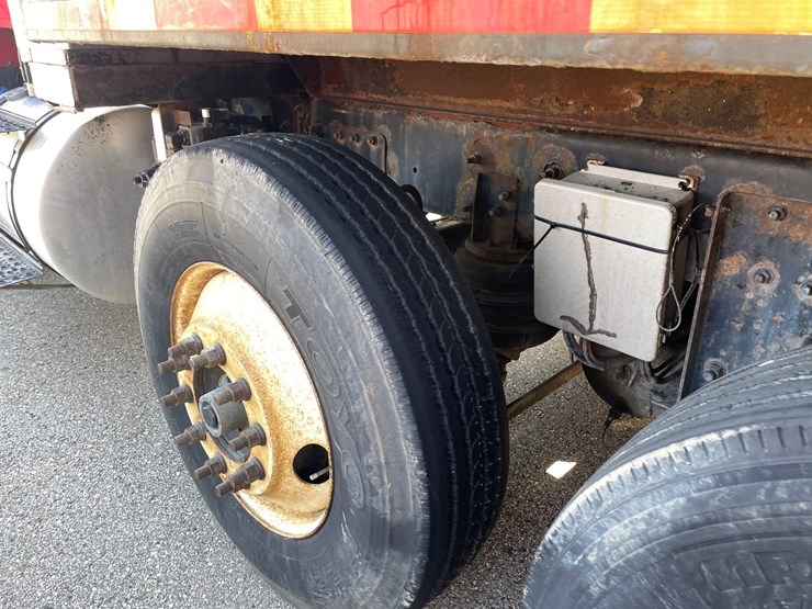 #1503-•-2018-international-7600-quad-axle-dump-truck-(has-wi-title)-with-accessories-image-27
