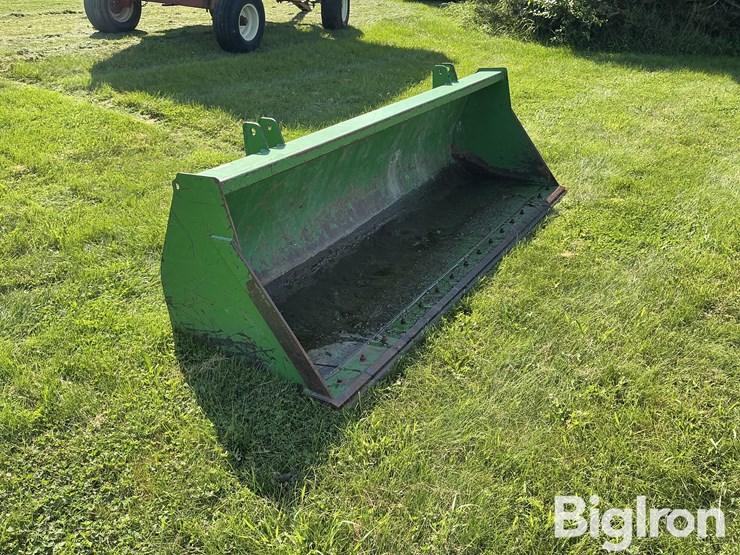 john-deere-8'-loader-bucket-image-3