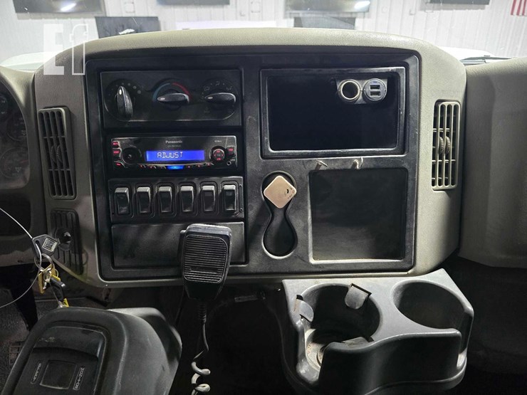 2014-international-workstar-7400-image-15