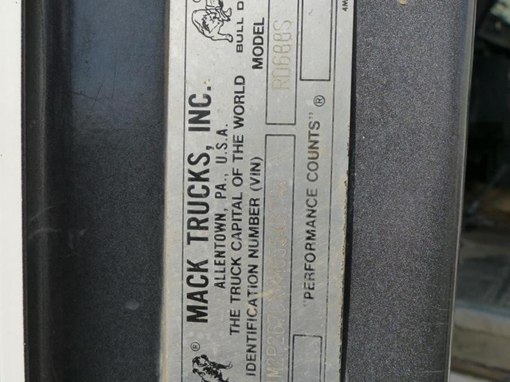 2000-caterpillar-740b-image-10