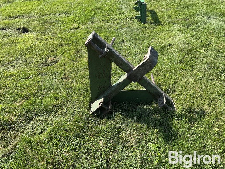 john-deere-3-pt-bale-carrier-w/-trailer-hitch-image-6