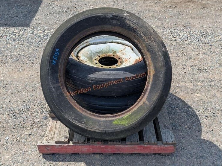 3-7.50-x-24-tires-w/-rims-image-3