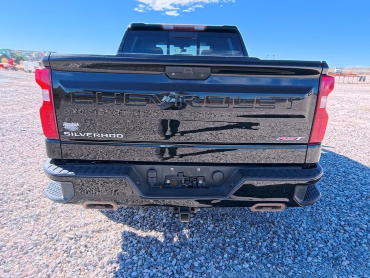 #3006-•-2021-chevy-1500-rst-pickup-truck-image-3