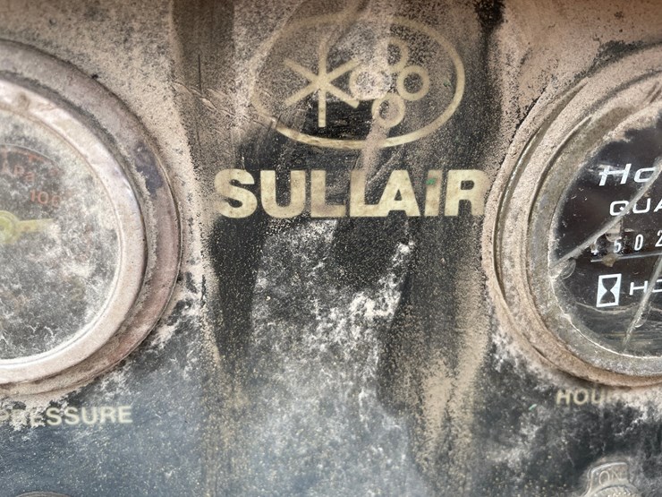 #1092-•-sullair-185-towable-air-compressor-image-27