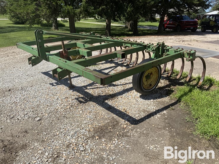 john-deere-e1600-3-pt-10'-stick/root-rake-image-1