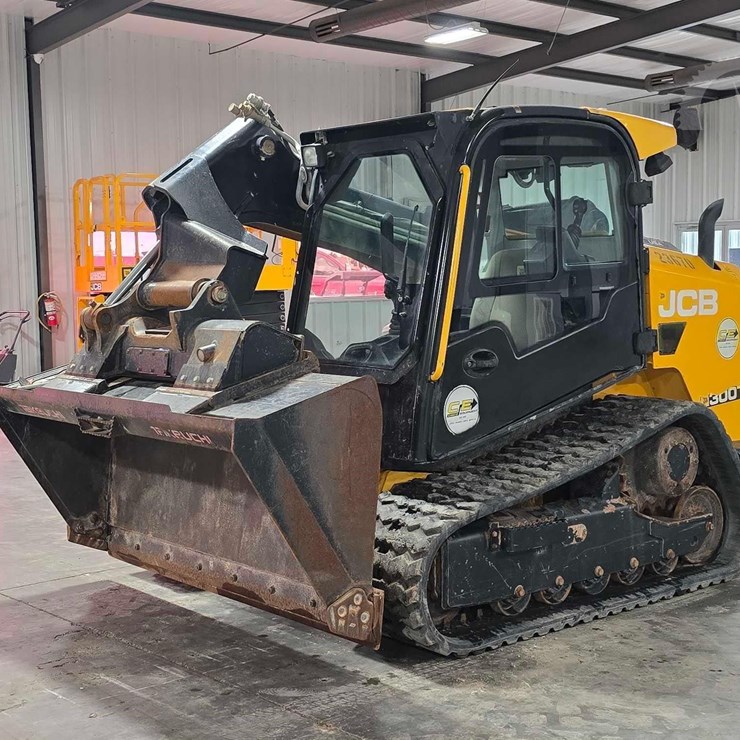 2020 JCB 300T
