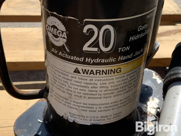air-actuated-bottle-&-manual-hydraulic-floor-jacks-image-11
