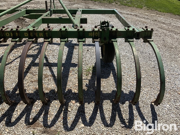john-deere-e1600-3-pt-10'-stick/root-rake-image-13
