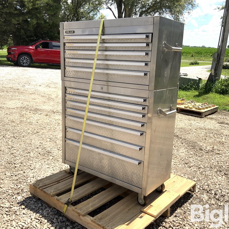 Steel Glide 2-Piece Tool Chest