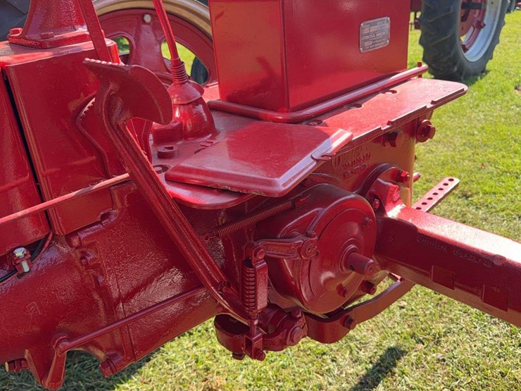 farmall-c-image-25