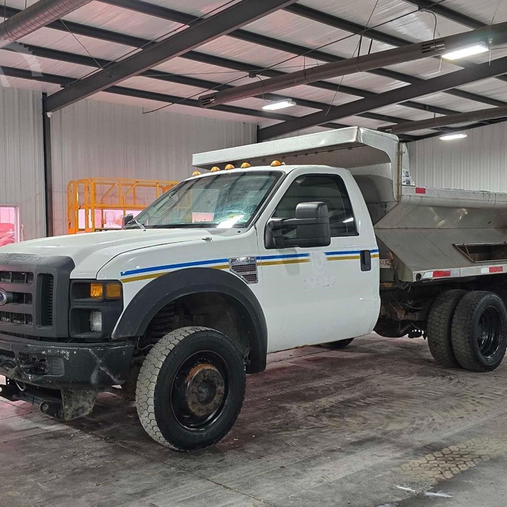 2009 FORD F550 SD