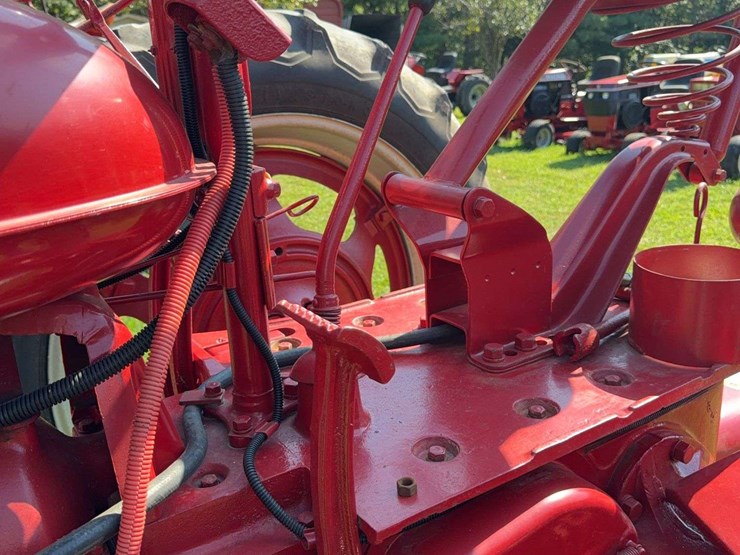 1948-farmall-h-image-27