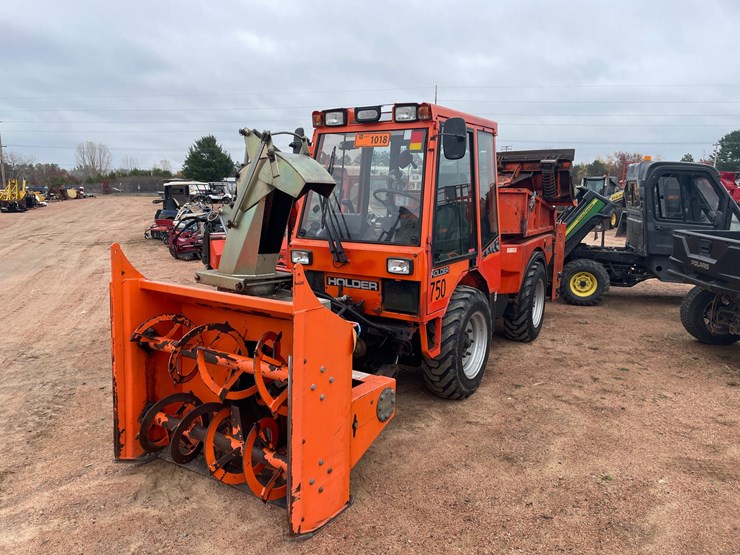 #1018-•-holder-c9.88h-articulated-tractor-with-snow-blower-image-72