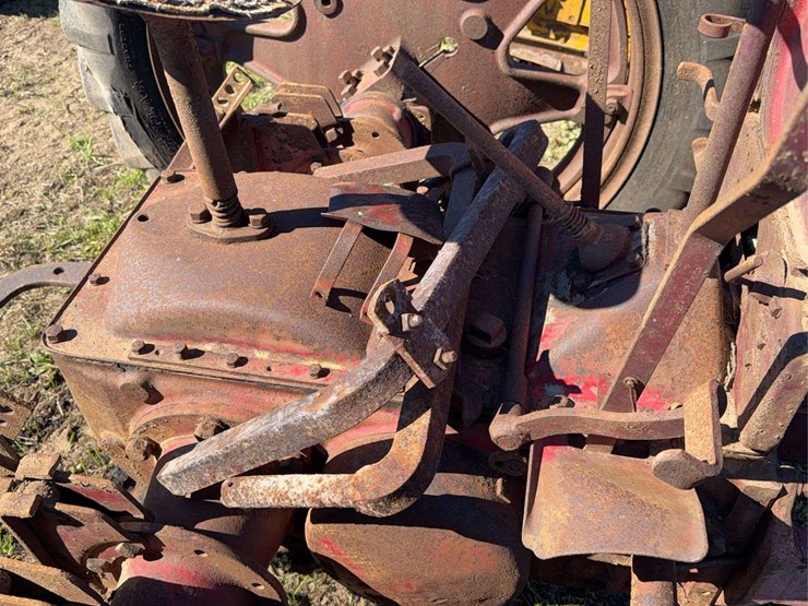 farmall-f-14-image-22