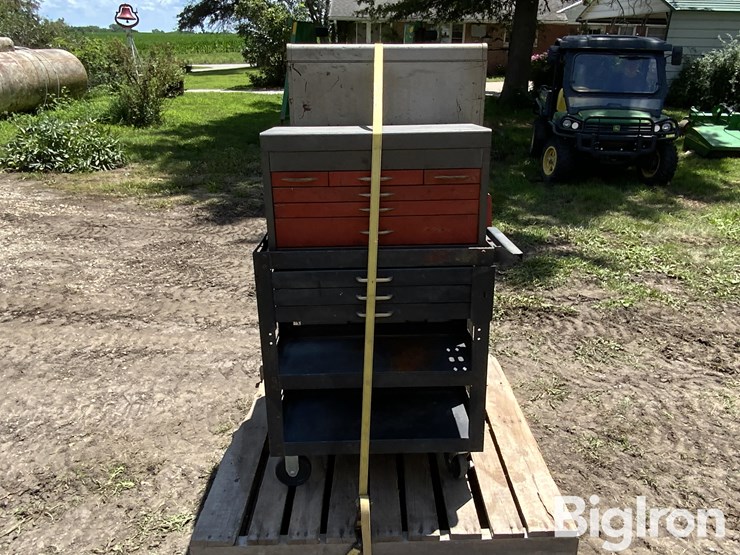 portable-tool-chests-image-2