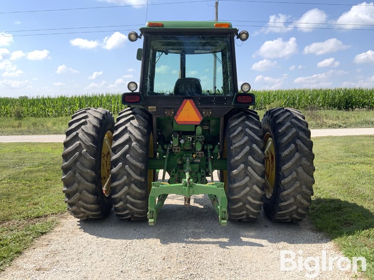 1982-john-deere-4240-2wd-tractor-image-6