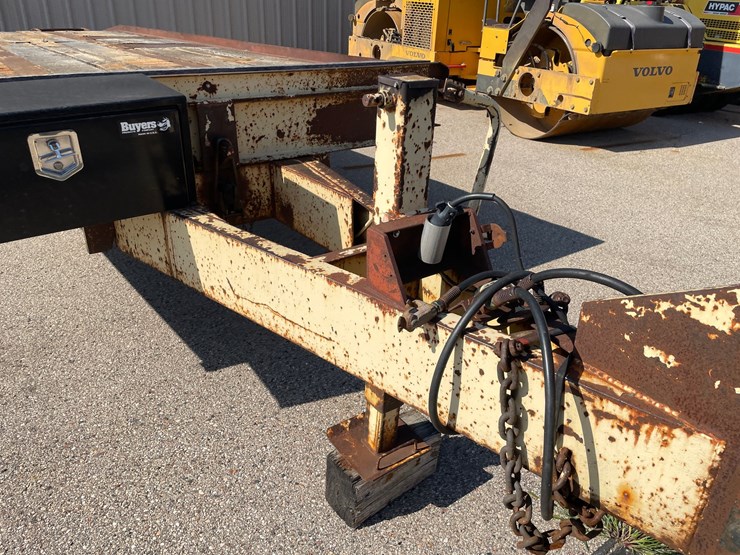 #1510-•-1992-24'-wisconsin-16-ton-tilt-bed-trailer-(has-wi-title)-image-12