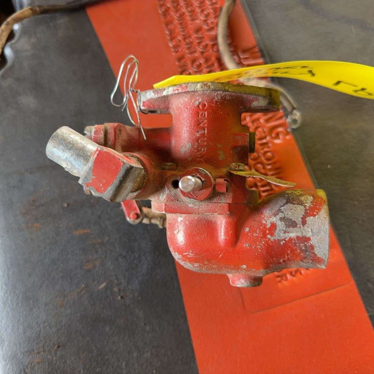 Century LP Oliver Carburetor
