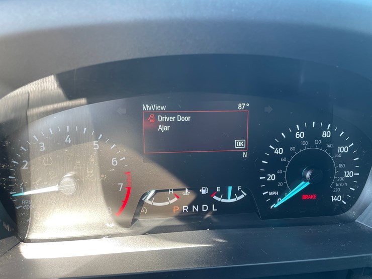 #1527-•-2022-ford-explorer-awd-suv-(has-wi-title)-image-12