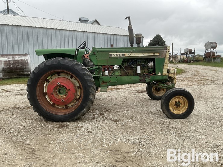 1968-oliver-1650-2wd-tractor-image-4
