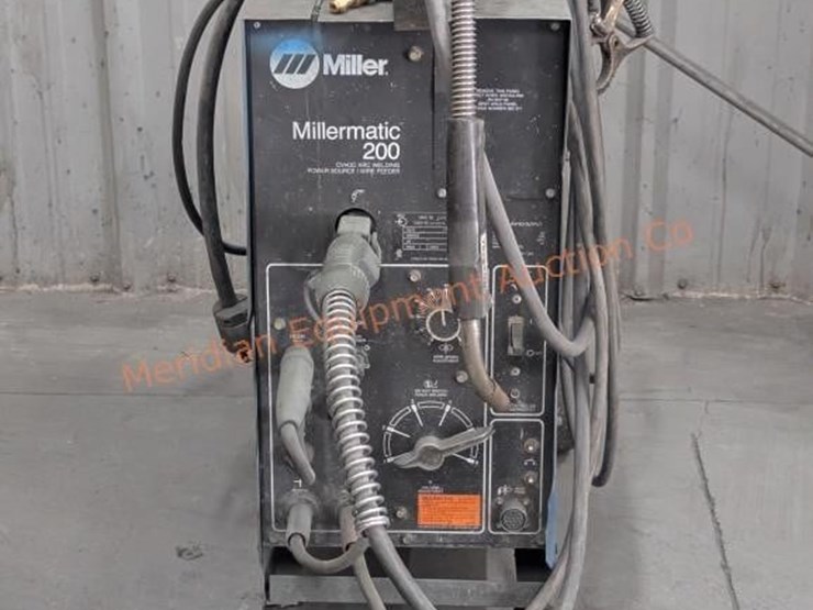 miller-millermatic-200-welder-image-9