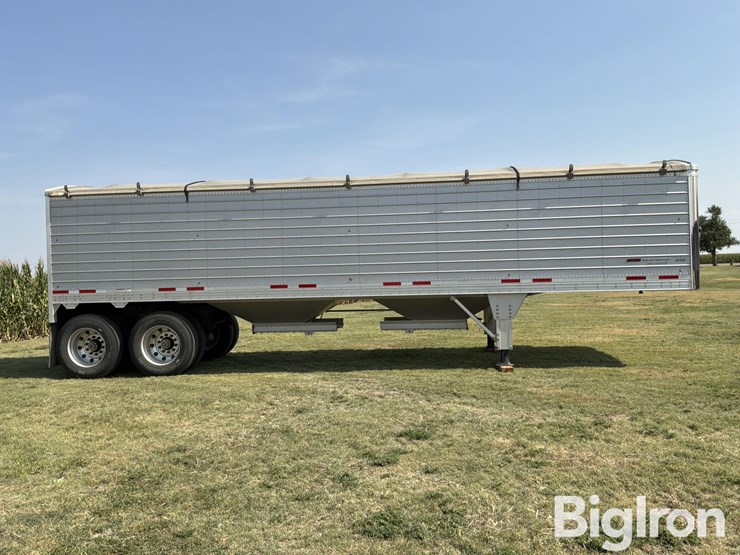 2022-timpte-super-hopper-t/a-grain-trailer-image-4