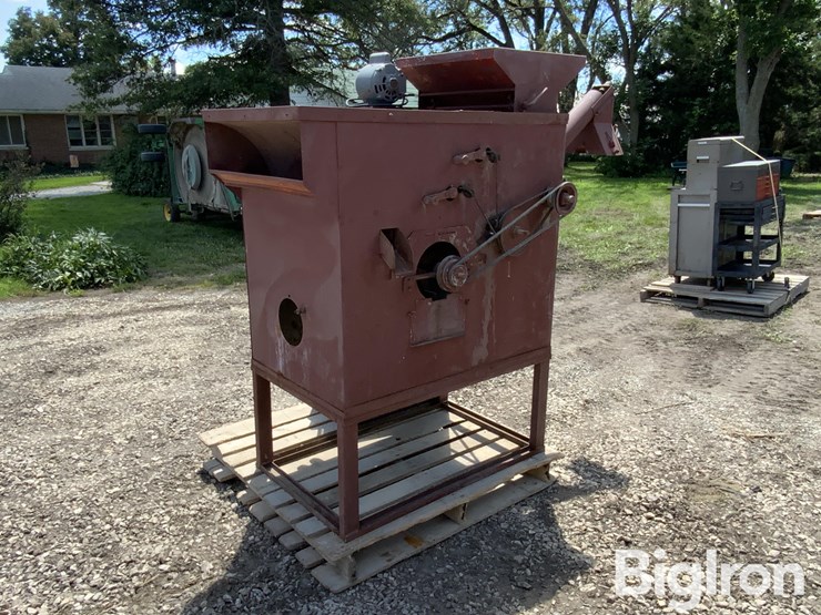 clipper-m2b-free-standing-seed-cleaner-image-1