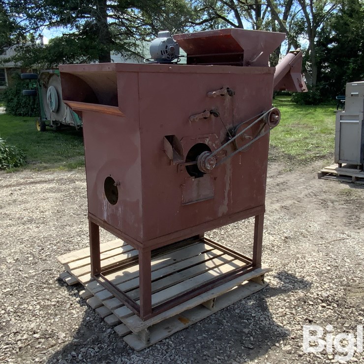 Clipper M2B Free Standing Seed Cleaner
