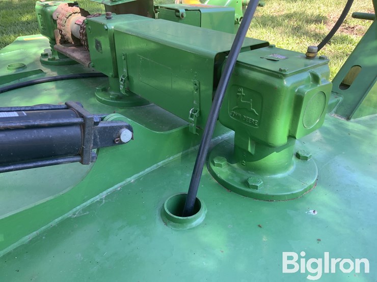 john-deere-mx8-2-pt-rotary-cutter-image-16