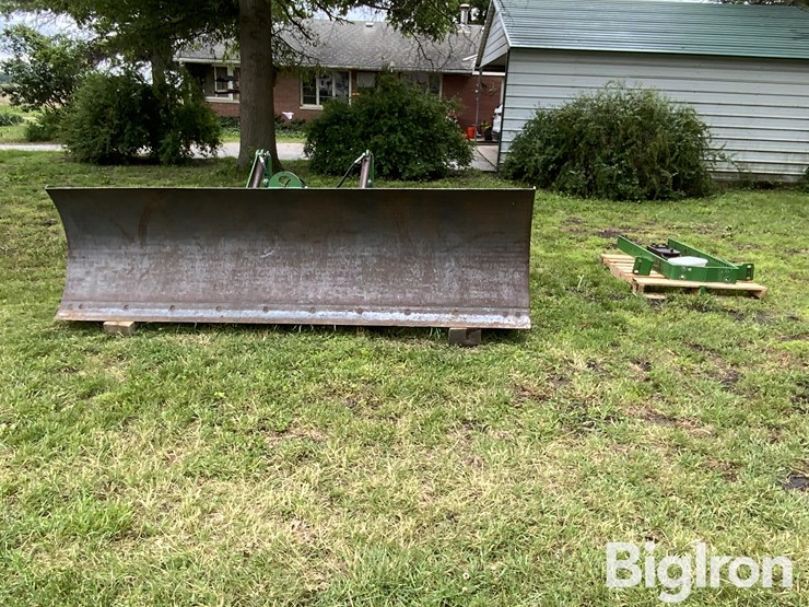 john-deere-534-10'-dozer-blade-image-2