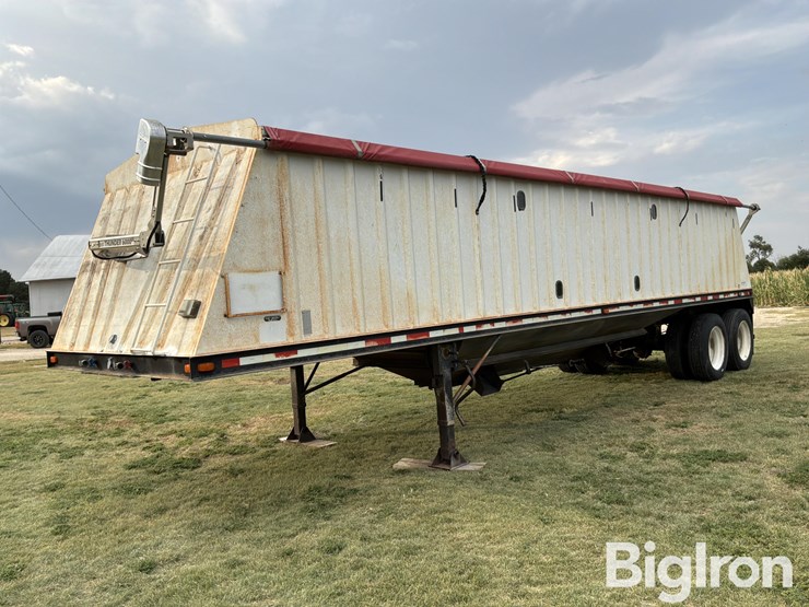 2002-neville-built-t/a-grain-trailer-image-1
